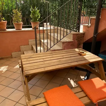 Charming 1-bed In Apartment *