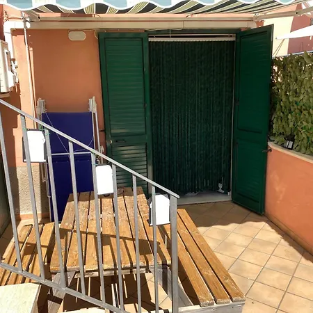 - Sleeps 3 & Swimming Pool Apartament Realmonte